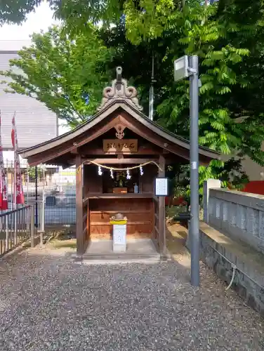 金神社の{uncategorized: "未分類", other: "その他", undefined: "問題あり", building: "その他建物", grave: "お墓", sacred_gate: "鳥居", guardian: "狛犬", statue: "像", buddha: "仏像", history: "歴史", nature: "自然", garden: "庭園", animal: "動物", pagoda: "塔", temizu: "手水舎", mountain_gate: "山門・神門", sanctuary: "本殿・本堂", subordinate: "末社・摂社", art: "芸術", scenery: "景色", jizo: "地蔵", ema: "絵馬", goshuin: "御朱印", omikuji: "おみくじ", items: "授与品その他", amulet: "お守り", goshuincho: "御朱印帳", eats: "食事", festival: "お祭り", votive_dance: "神楽", shichigosan: "七五三参", wedding: "結婚式", experience: "体験その他", initially: "初詣", around: "周辺", anti_infection: "感染症対策"}