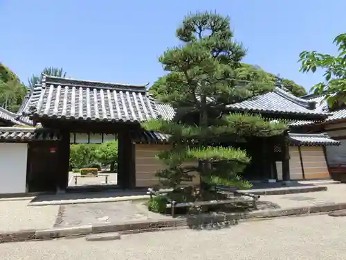 粉河寺の山門