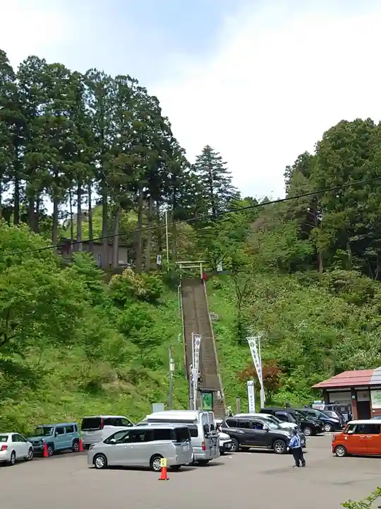 春日山神社(新潟県)