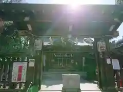 下谷神社の山門