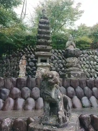 尊永寺の塔