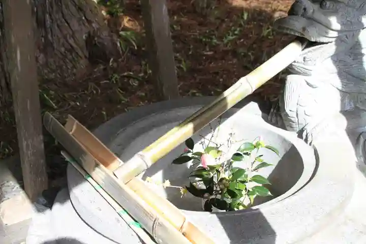 須山浅間神社の手水舎