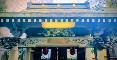 池袋四面塔稲荷大明神の{uncategorized: "未分類", other: "その他", undefined: "問題あり", building: "その他建物", grave: "お墓", sacred_gate: "鳥居", guardian: "狛犬", statue: "像", buddha: "仏像", history: "歴史", nature: "自然", garden: "庭園", animal: "動物", pagoda: "塔", temizu: "手水舎", mountain_gate: "山門・神門", sanctuary: "本殿・本堂", subordinate: "末社・摂社", art: "芸術", scenery: "景色", jizo: "地蔵", ema: "絵馬", goshuin: "御朱印", omikuji: "おみくじ", items: "授与品その他", amulet: "お守り", goshuincho: "御朱印帳", eats: "食事", festival: "お祭り", votive_dance: "神楽", shichigosan: "七五三参", wedding: "結婚式", experience: "体験その他", initially: "初詣", around: "周辺", anti_infection: "感染症対策"}