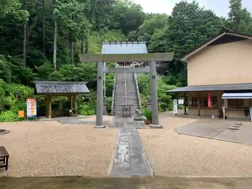 猿田彦三河神社の鳥居