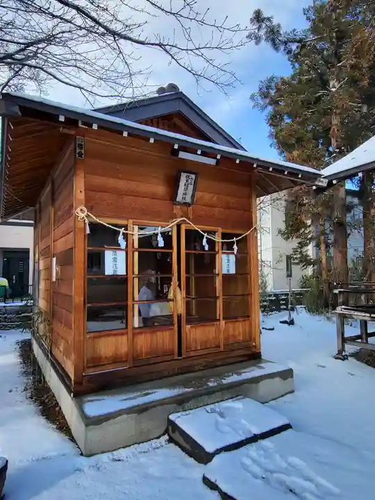 胸肩神社(青森県)