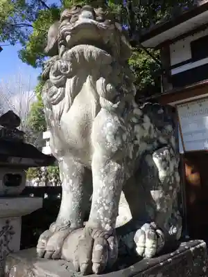 與杼神社の狛犬