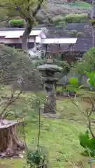 泉谷寺の塔