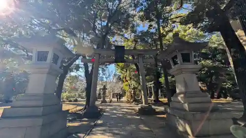 赤坂氷川神社の{uncategorized: "未分類", other: "その他", undefined: "問題あり", building: "その他建物", grave: "お墓", sacred_gate: "鳥居", guardian: "狛犬", statue: "像", buddha: "仏像", history: "歴史", nature: "自然", garden: "庭園", animal: "動物", pagoda: "塔", temizu: "手水舎", mountain_gate: "山門・神門", sanctuary: "本殿・本堂", subordinate: "末社・摂社", art: "芸術", scenery: "景色", jizo: "地蔵", ema: "絵馬", goshuin: "御朱印", omikuji: "おみくじ", items: "授与品その他", amulet: "お守り", goshuincho: "御朱印帳", eats: "食事", festival: "お祭り", votive_dance: "神楽", shichigosan: "七五三参", wedding: "結婚式", experience: "体験その他", initially: "初詣", around: "周辺", anti_infection: "感染症対策"}