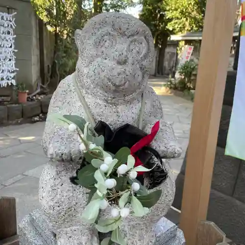 戸越八幡神社の像