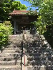 雲林寺の山門