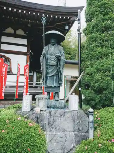 神光寺の像