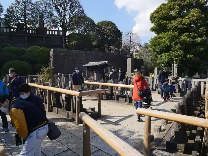 泉岳寺のお墓