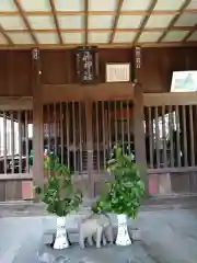 高橋西神社の本殿