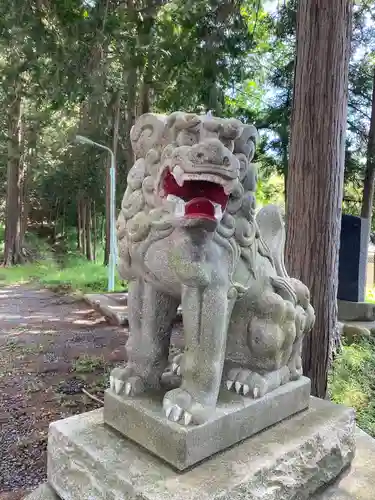 熊野神社の狛犬