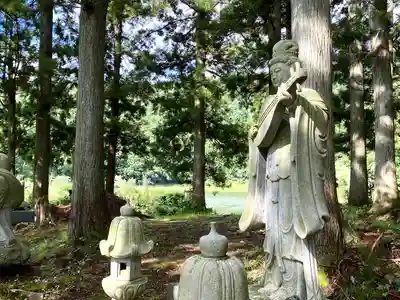 北竜湖弁財天(長野県)