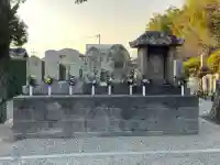 西徳寺の{uncategorized: "未分類", other: "その他", undefined: "問題あり", building: "その他建物", grave: "お墓", sacred_gate: "鳥居", guardian: "狛犬", statue: "像", buddha: "仏像", history: "歴史", nature: "自然", garden: "庭園", animal: "動物", pagoda: "塔", temizu: "手水舎", mountain_gate: "山門・神門", sanctuary: "本殿・本堂", subordinate: "末社・摂社", art: "芸術", scenery: "景色", jizo: "地蔵", ema: "絵馬", goshuin: "御朱印", omikuji: "おみくじ", items: "授与品その他", amulet: "お守り", goshuincho: "御朱印帳", eats: "食事", festival: "お祭り", votive_dance: "神楽", shichigosan: "七五三参", wedding: "結婚式", experience: "体験その他", initially: "初詣", around: "周辺", anti_infection: "感染症対策"}