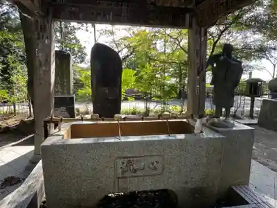 高尾山薬王院の手水舎