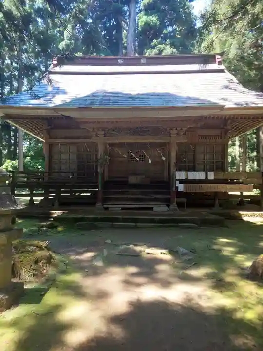 高倉神社の本殿・本堂