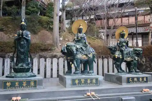 霊山寺の仏像