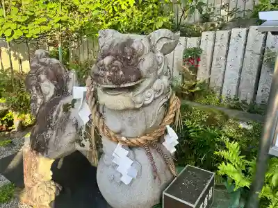 蟻通神社の{uncategorized: "未分類", other: "その他", undefined: "問題あり", building: "その他建物", grave: "お墓", sacred_gate: "鳥居", guardian: "狛犬", statue: "像", buddha: "仏像", history: "歴史", nature: "自然", garden: "庭園", animal: "動物", pagoda: "塔", temizu: "手水舎", mountain_gate: "山門・神門", sanctuary: "本殿・本堂", subordinate: "末社・摂社", art: "芸術", scenery: "景色", jizo: "地蔵", ema: "絵馬", goshuin: "御朱印", omikuji: "おみくじ", items: "授与品その他", amulet: "お守り", goshuincho: "御朱印帳", eats: "食事", festival: "お祭り", votive_dance: "神楽", shichigosan: "七五三参", wedding: "結婚式", experience: "体験その他", initially: "初詣", around: "周辺", anti_infection: "感染症対策"}