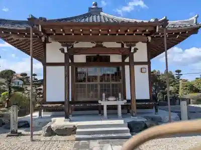 龍洞寺の{uncategorized: "未分類", other: "その他", undefined: "問題あり", building: "その他建物", grave: "お墓", sacred_gate: "鳥居", guardian: "狛犬", statue: "像", buddha: "仏像", history: "歴史", nature: "自然", garden: "庭園", animal: "動物", pagoda: "塔", temizu: "手水舎", mountain_gate: "山門・神門", sanctuary: "本殿・本堂", subordinate: "末社・摂社", art: "芸術", scenery: "景色", jizo: "地蔵", ema: "絵馬", goshuin: "御朱印", omikuji: "おみくじ", items: "授与品その他", amulet: "お守り", goshuincho: "御朱印帳", eats: "食事", festival: "お祭り", votive_dance: "神楽", shichigosan: "七五三参", wedding: "結婚式", experience: "体験その他", initially: "初詣", around: "周辺", anti_infection: "感染症対策"}