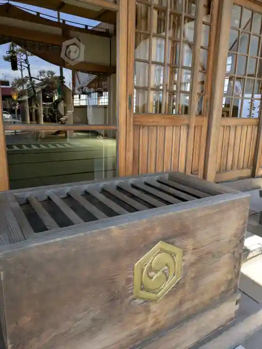 亀田龍神社の{uncategorized: "未分類", other: "その他", undefined: "問題あり", building: "その他建物", grave: "お墓", sacred_gate: "鳥居", guardian: "狛犬", statue: "像", buddha: "仏像", history: "歴史", nature: "自然", garden: "庭園", animal: "動物", pagoda: "塔", temizu: "手水舎", mountain_gate: "山門・神門", sanctuary: "本殿・本堂", subordinate: "末社・摂社", art: "芸術", scenery: "景色", jizo: "地蔵", ema: "絵馬", goshuin: "御朱印", omikuji: "おみくじ", items: "授与品その他", amulet: "お守り", goshuincho: "御朱印帳", eats: "食事", festival: "お祭り", votive_dance: "神楽", shichigosan: "七五三参", wedding: "結婚式", experience: "体験その他", initially: "初詣", around: "周辺", anti_infection: "感染症対策"}