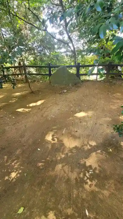 猿田神社の{uncategorized: "未分類", other: "その他", undefined: "問題あり", building: "その他建物", grave: "お墓", sacred_gate: "鳥居", guardian: "狛犬", statue: "像", buddha: "仏像", history: "歴史", nature: "自然", garden: "庭園", animal: "動物", pagoda: "塔", temizu: "手水舎", mountain_gate: "山門・神門", sanctuary: "本殿・本堂", subordinate: "末社・摂社", art: "芸術", scenery: "景色", jizo: "地蔵", ema: "絵馬", goshuin: "御朱印", omikuji: "おみくじ", items: "授与品その他", amulet: "お守り", goshuincho: "御朱印帳", eats: "食事", festival: "お祭り", votive_dance: "神楽", shichigosan: "七五三参", wedding: "結婚式", experience: "体験その他", initially: "初詣", around: "周辺", anti_infection: "感染症対策"}