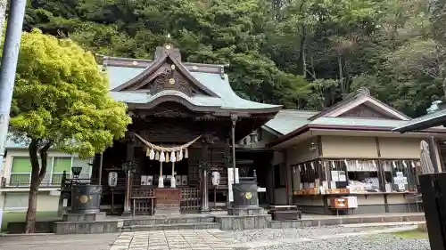 根岸八幡神社の{uncategorized: "未分類", other: "その他", undefined: "問題あり", building: "その他建物", grave: "お墓", sacred_gate: "鳥居", guardian: "狛犬", statue: "像", buddha: "仏像", history: "歴史", nature: "自然", garden: "庭園", animal: "動物", pagoda: "塔", temizu: "手水舎", mountain_gate: "山門・神門", sanctuary: "本殿・本堂", subordinate: "末社・摂社", art: "芸術", scenery: "景色", jizo: "地蔵", ema: "絵馬", goshuin: "御朱印", omikuji: "おみくじ", items: "授与品その他", amulet: "お守り", goshuincho: "御朱印帳", eats: "食事", festival: "お祭り", votive_dance: "神楽", shichigosan: "七五三参", wedding: "結婚式", experience: "体験その他", initially: "初詣", around: "周辺", anti_infection: "感染症対策"}