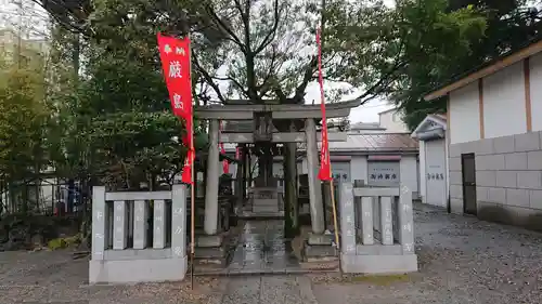 尾久八幡神社の末社・摂社