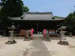 稲荷神社の本殿