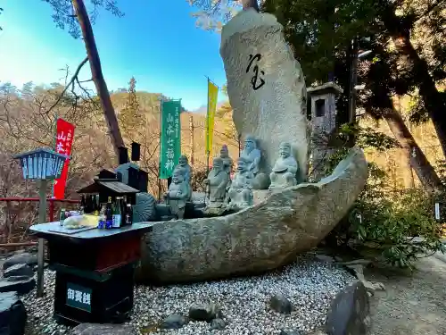 徳善院明王密寺の{uncategorized: "未分類", other: "その他", undefined: "問題あり", building: "その他建物", grave: "お墓", sacred_gate: "鳥居", guardian: "狛犬", statue: "像", buddha: "仏像", history: "歴史", nature: "自然", garden: "庭園", animal: "動物", pagoda: "塔", temizu: "手水舎", mountain_gate: "山門・神門", sanctuary: "本殿・本堂", subordinate: "末社・摂社", art: "芸術", scenery: "景色", jizo: "地蔵", ema: "絵馬", goshuin: "御朱印", omikuji: "おみくじ", items: "授与品その他", amulet: "お守り", goshuincho: "御朱印帳", eats: "食事", festival: "お祭り", votive_dance: "神楽", shichigosan: "七五三参", wedding: "結婚式", experience: "体験その他", initially: "初詣", around: "周辺", anti_infection: "感染症対策"}