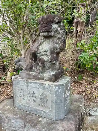 大久保神社の狛犬