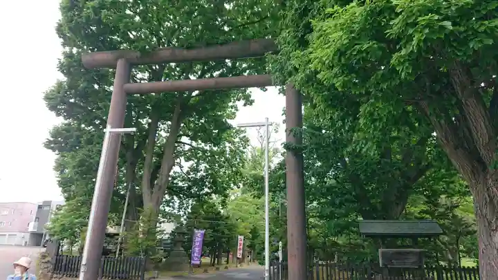 月寒神社の鳥居