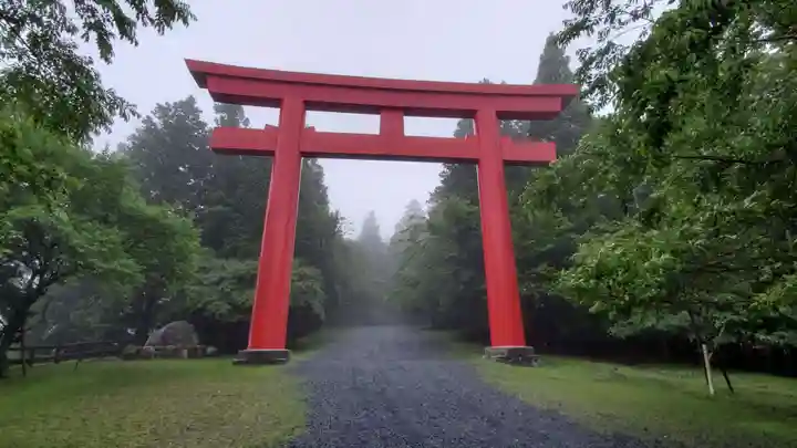 砥鹿神社(奥宮)の鳥居