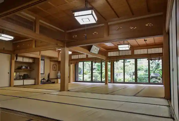 秋月院の本殿・本堂