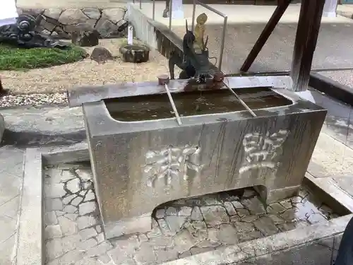 渭信寺の手水舎