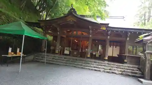貴船神社の本殿・本堂