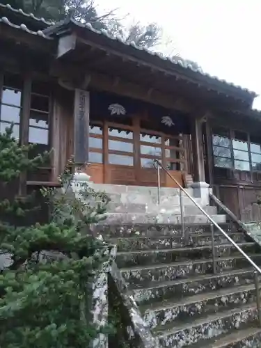 文殊仙寺の本殿・本堂