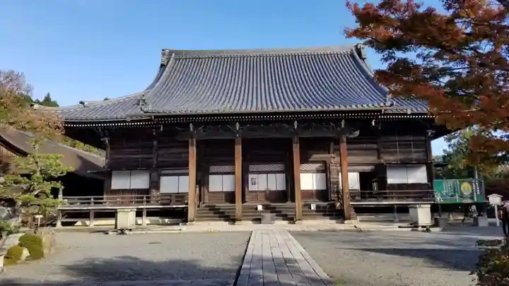 西教寺の本殿・本堂