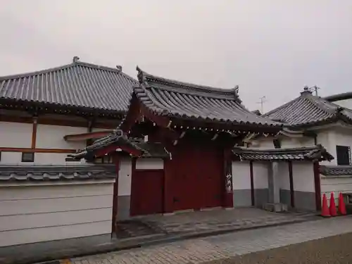 妙典寺の山門・神門
