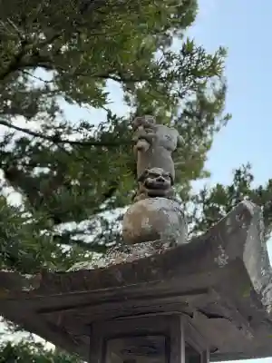 湊八坂神社の{uncategorized: "未分類", other: "その他", undefined: "問題あり", building: "その他建物", grave: "お墓", sacred_gate: "鳥居", guardian: "狛犬", statue: "像", buddha: "仏像", history: "歴史", nature: "自然", garden: "庭園", animal: "動物", pagoda: "塔", temizu: "手水舎", mountain_gate: "山門・神門", sanctuary: "本殿・本堂", subordinate: "末社・摂社", art: "芸術", scenery: "景色", jizo: "地蔵", ema: "絵馬", goshuin: "御朱印", omikuji: "おみくじ", items: "授与品その他", amulet: "お守り", goshuincho: "御朱印帳", eats: "食事", festival: "お祭り", votive_dance: "神楽", shichigosan: "七五三参", wedding: "結婚式", experience: "体験その他", initially: "初詣", around: "周辺", anti_infection: "感染症対策"}