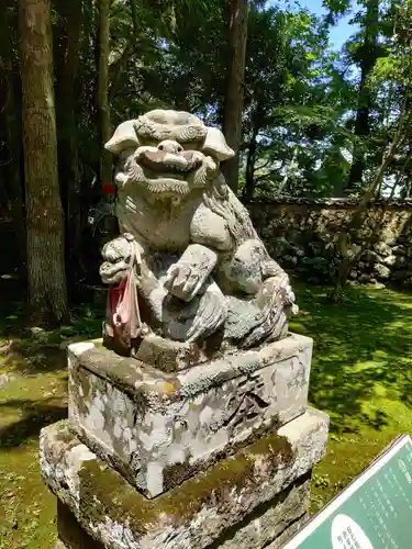 日吉神社（竹林寺境内摂社）の狛犬