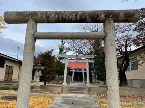 近津神社の鳥居