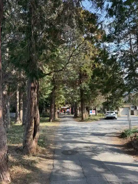 中山神社の{uncategorized: "未分類", other: "その他", undefined: "問題あり", building: "その他建物", grave: "お墓", sacred_gate: "鳥居", guardian: "狛犬", statue: "像", buddha: "仏像", history: "歴史", nature: "自然", garden: "庭園", animal: "動物", pagoda: "塔", temizu: "手水舎", mountain_gate: "山門・神門", sanctuary: "本殿・本堂", subordinate: "末社・摂社", art: "芸術", scenery: "景色", jizo: "地蔵", ema: "絵馬", goshuin: "御朱印", omikuji: "おみくじ", items: "授与品その他", amulet: "お守り", goshuincho: "御朱印帳", eats: "食事", festival: "お祭り", votive_dance: "神楽", shichigosan: "七五三参", wedding: "結婚式", experience: "体験その他", initially: "初詣", around: "周辺", anti_infection: "感染症対策"}