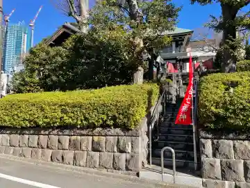 白鳥稲荷大明神の{uncategorized: "未分類", other: "その他", undefined: "問題あり", building: "その他建物", grave: "お墓", sacred_gate: "鳥居", guardian: "狛犬", statue: "像", buddha: "仏像", history: "歴史", nature: "自然", garden: "庭園", animal: "動物", pagoda: "塔", temizu: "手水舎", mountain_gate: "山門・神門", sanctuary: "本殿・本堂", subordinate: "末社・摂社", art: "芸術", scenery: "景色", jizo: "地蔵", ema: "絵馬", goshuin: "御朱印", omikuji: "おみくじ", items: "授与品その他", amulet: "お守り", goshuincho: "御朱印帳", eats: "食事", festival: "お祭り", votive_dance: "神楽", shichigosan: "七五三参", wedding: "結婚式", experience: "体験その他", initially: "初詣", around: "周辺", anti_infection: "感染症対策"}