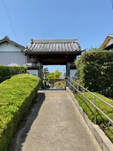 一心寺・一心禅寺の山門・神門