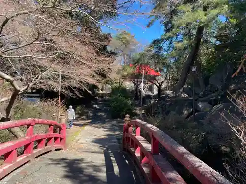 山梨岡神社(山梨県)