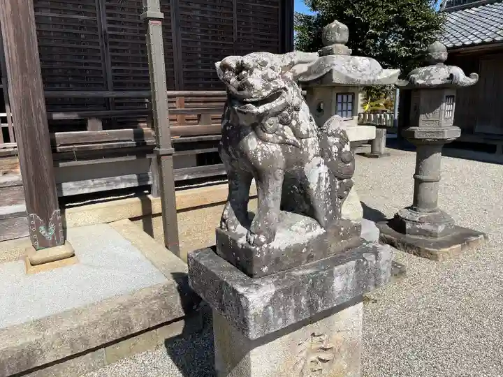 春日神社の狛犬