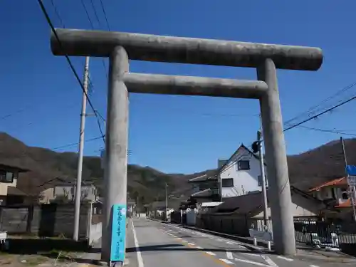 山梨縣護國神社の鳥居