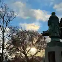 法源寺の像